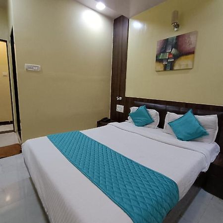 Hotel Amber-Colaba Bombay Esterno foto