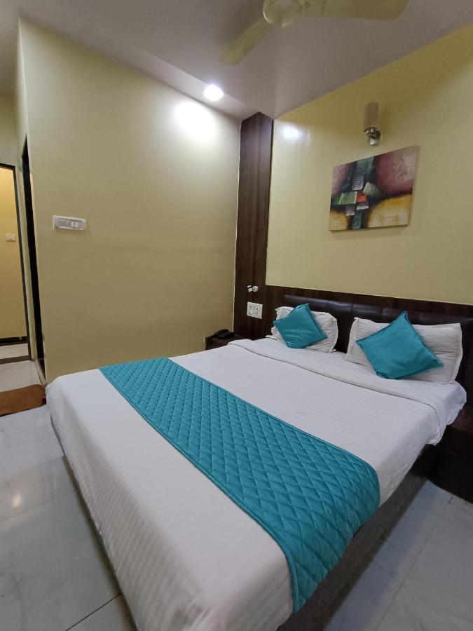 Hotel Amber-Colaba Bombay Esterno foto