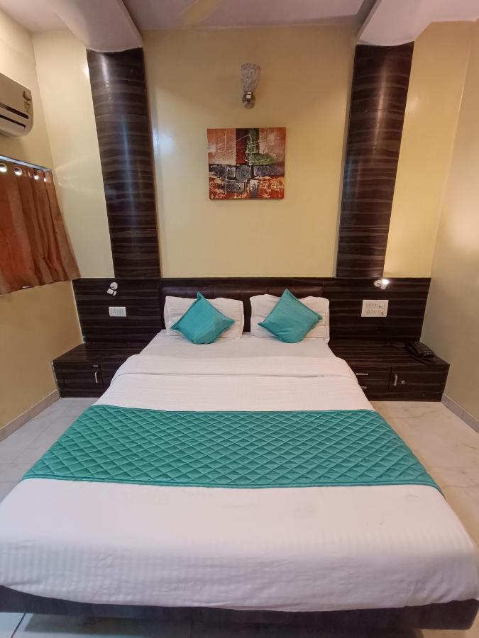 Hotel Amber-Colaba Bombay Esterno foto